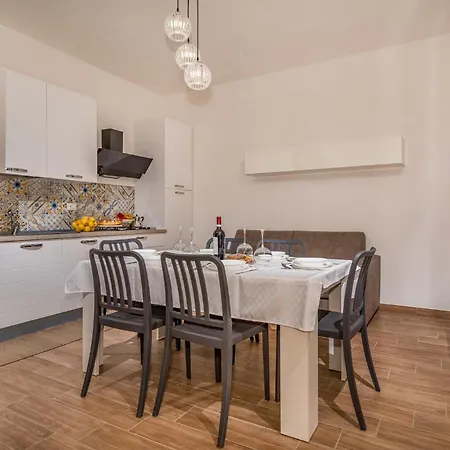 Casa Del Golfo Santantonino Lejlighed *